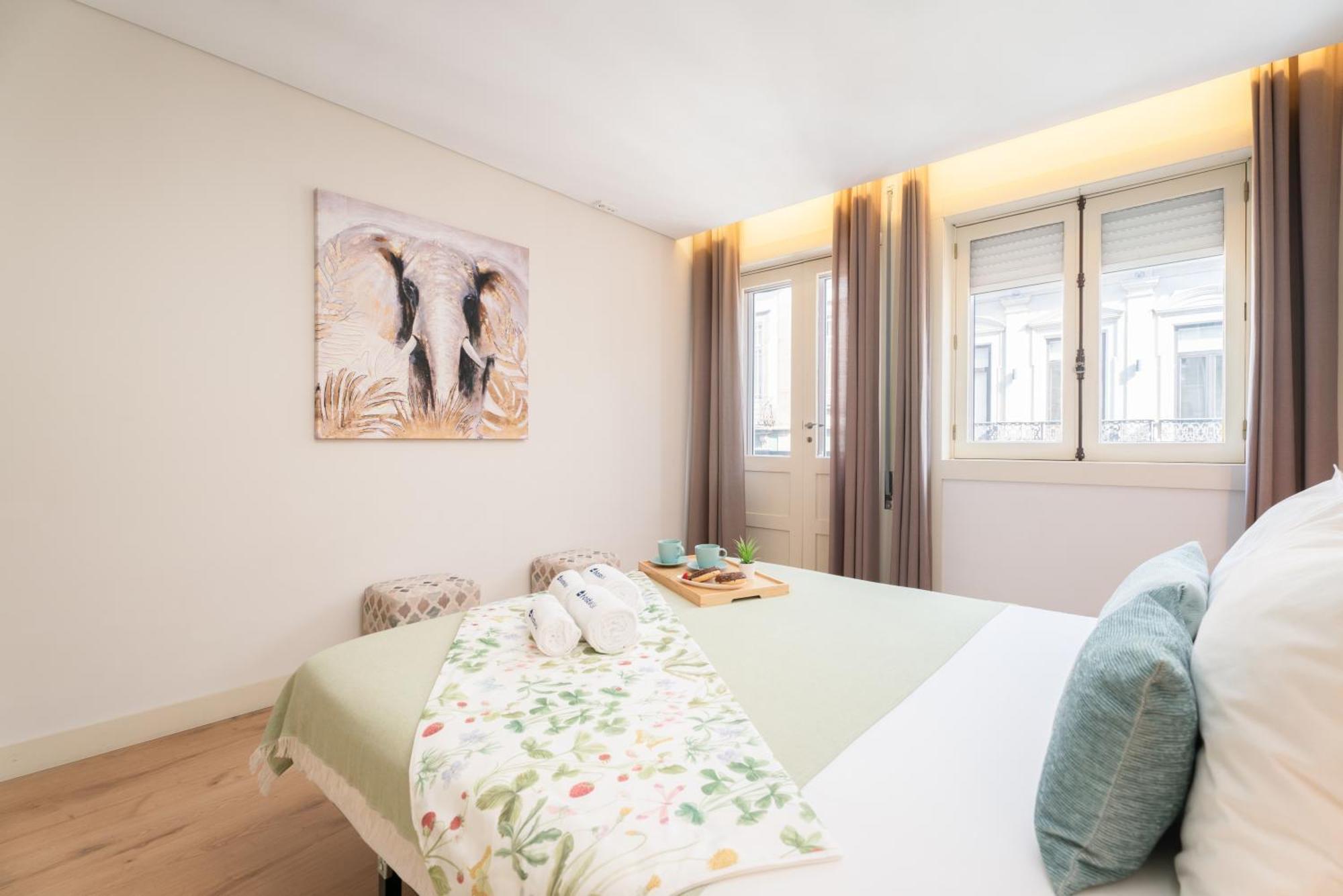 Host Wise - Colorful Bright Flat With Balcony Apartment Порто Стая снимка