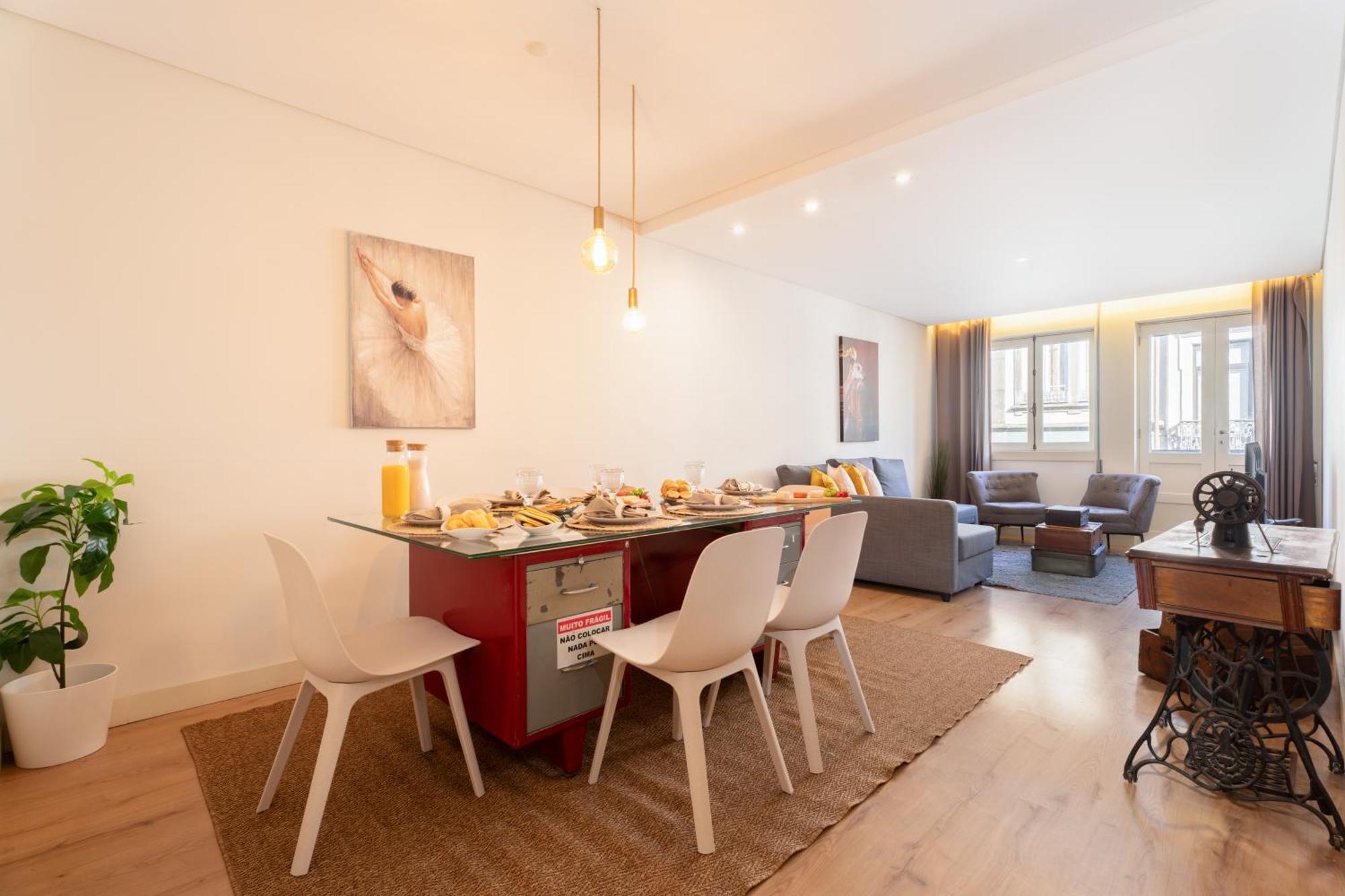 Host Wise - Colorful Bright Flat With Balcony Apartment Порто Стая снимка