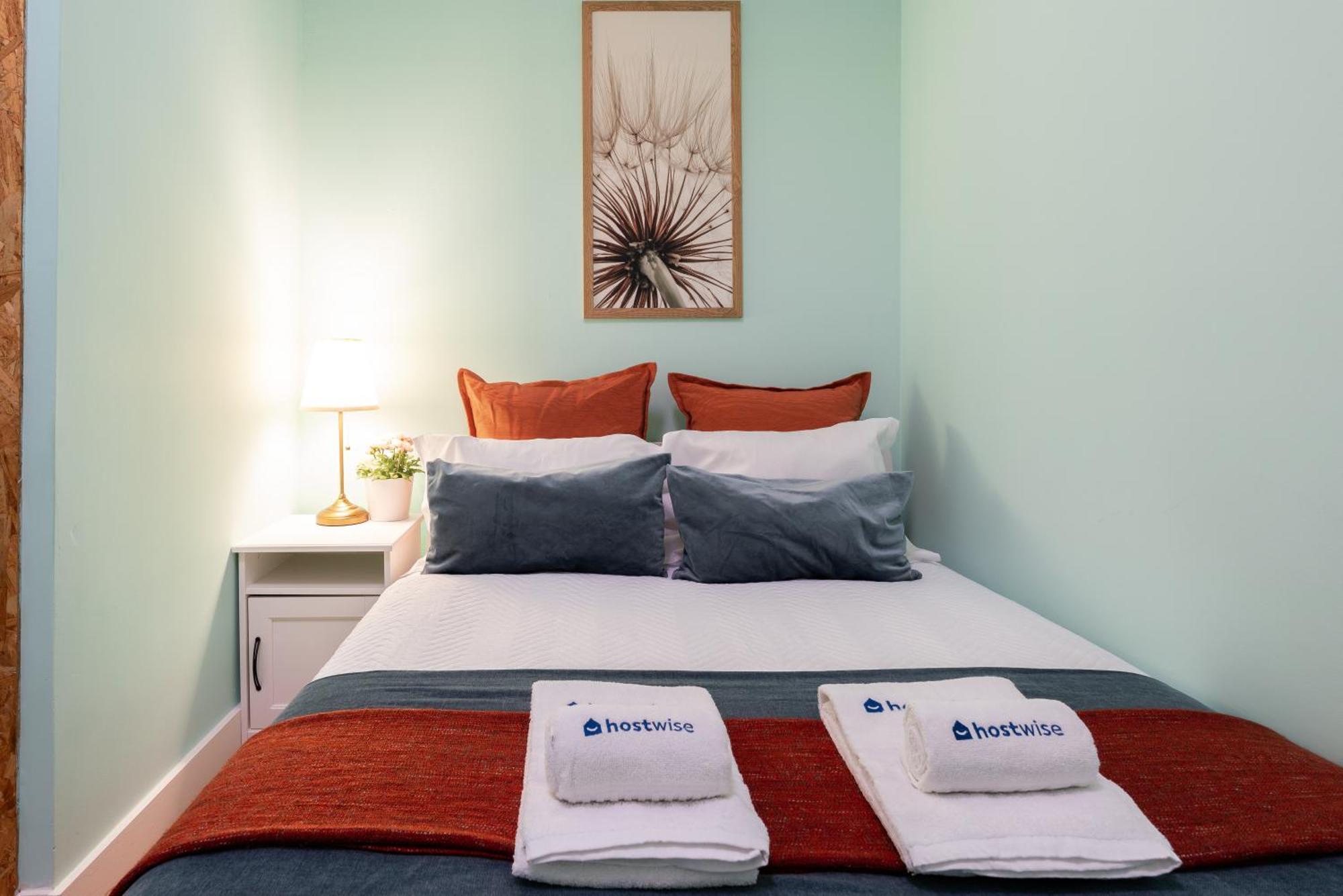 Host Wise - Colorful Bright Flat With Balcony Apartment Порто Стая снимка