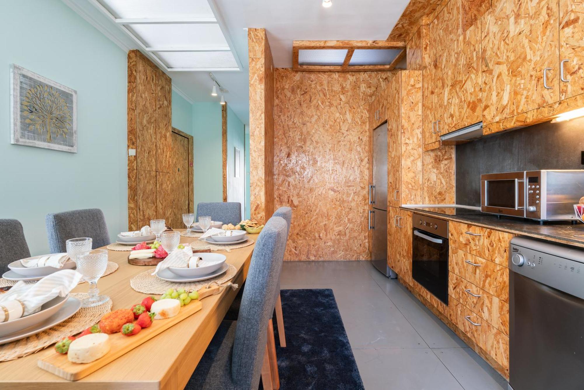 Host Wise - Colorful Bright Flat With Balcony Apartment Порто Стая снимка